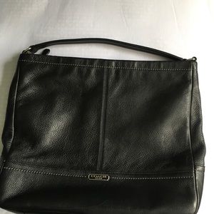 👌🌺COACH LEATHER BAG 🌺